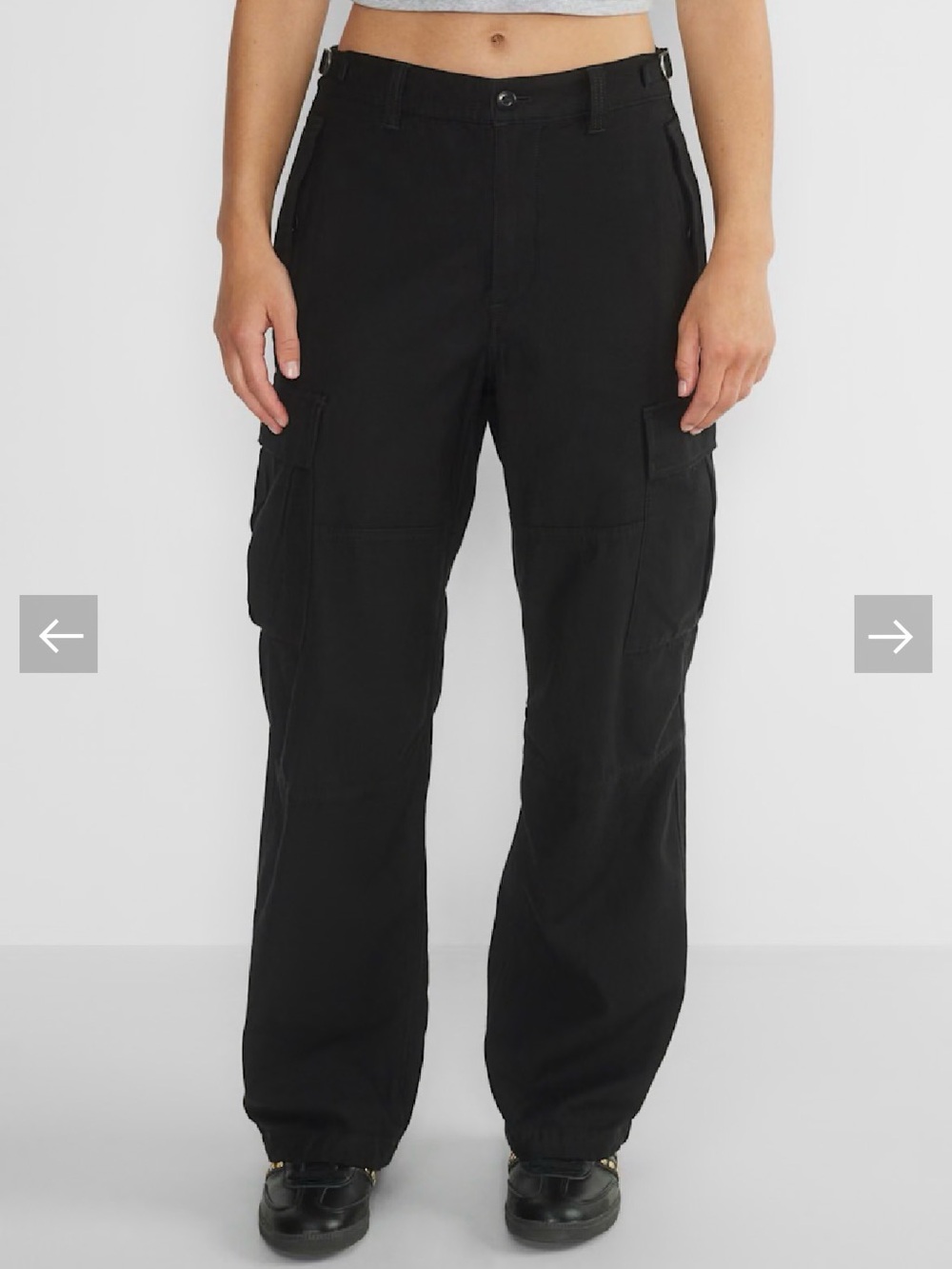 TNA Aritzia Supply Cargo Pants